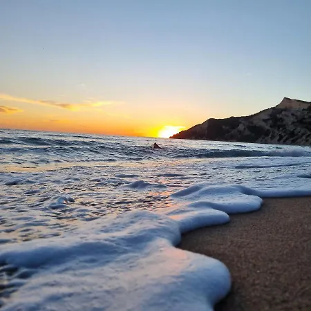 Blue Waves By Estia *